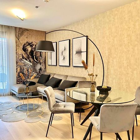 Emerald Residence Luxury Apartments Budapest Exteriör bild