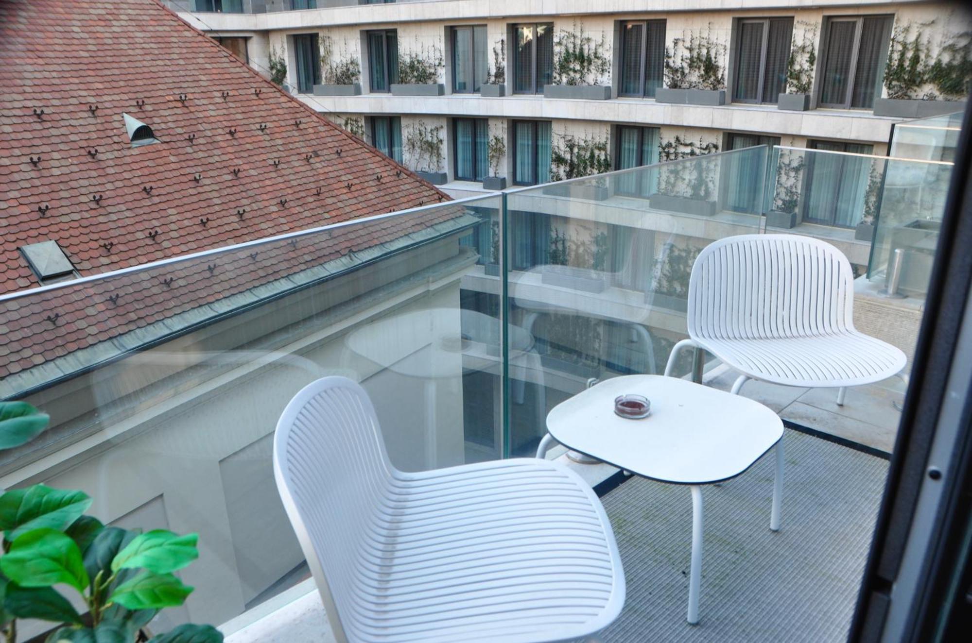 Emerald Residence Luxury Apartments Budapest Exteriör bild