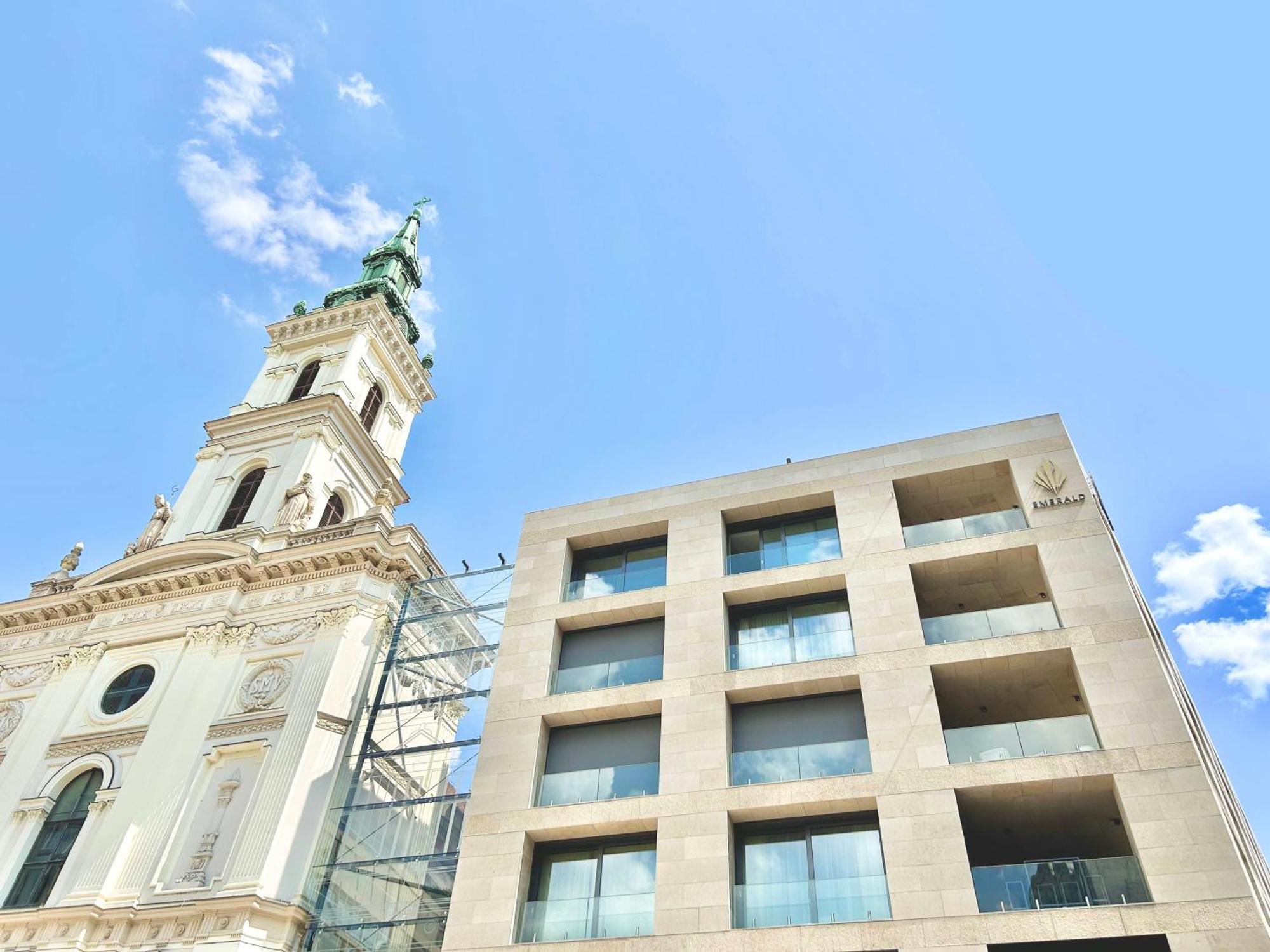 Emerald Residence Luxury Apartments Budapest Exteriör bild